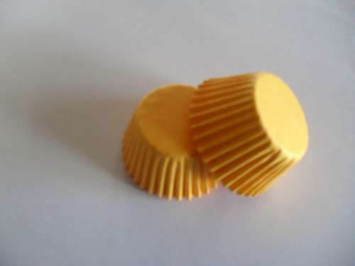 Yellow Mini Cupcake Papers - Click Image to Close
